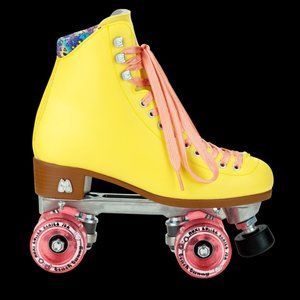 Moxi Beach Bunny Roller Skates - Yellow Size 8